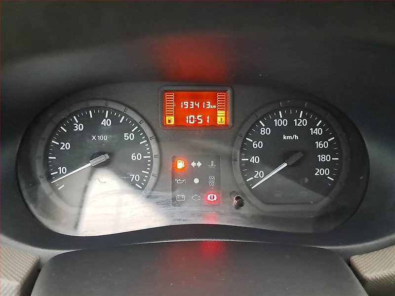 Dacia Sandero (2010) 1.2 16V, nová STK, Tažné - fotka 11 z 14