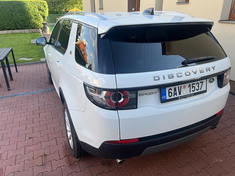 Land Rover Discovery (2018) - fotka 5 z 13