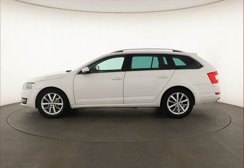 Škoda Octavia (2014) 2.0 TDI, Automat, Xenony - fotka 3 z 20