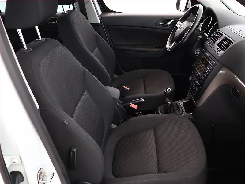 Škoda Yeti (2014) Outdoor 2.0 TDI, 4X4 - fotka 7 z 16