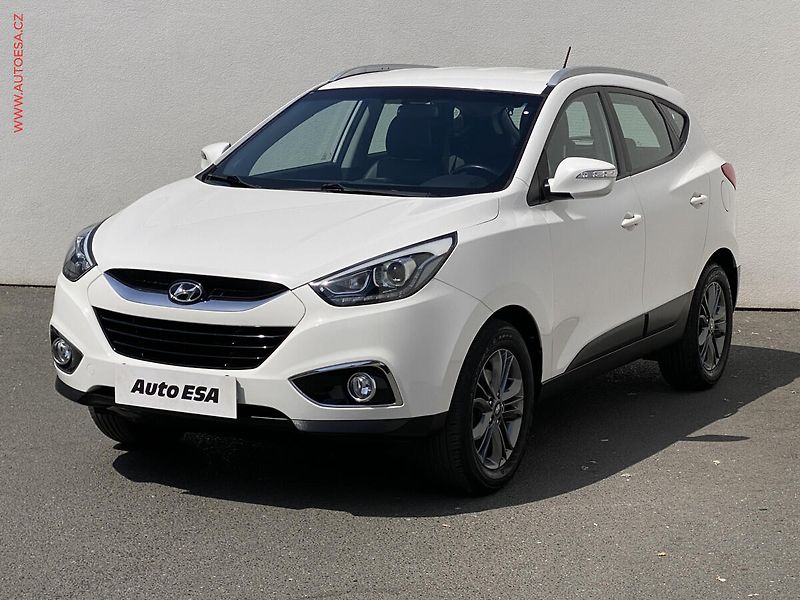 Hyundai ix35 (2014) 1.6 GDi, +kola - fotka 3 z 17