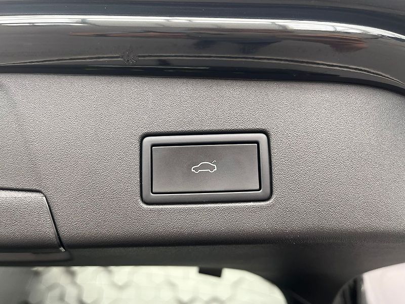 Volkswagen ID.5 Pro 150kW / ALU 20 SoH 95.9% - fotka 42 z 77