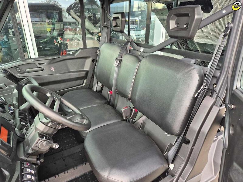 Can-Am Traxter HD 10 PRO (2026) Traxter 6x6 DPS HD10 MY26 - fotka 21 z 32