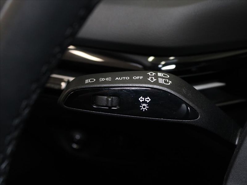 MG MG4 0,0 77kWh Exclusive Výprodej! - fotka 23 z 28