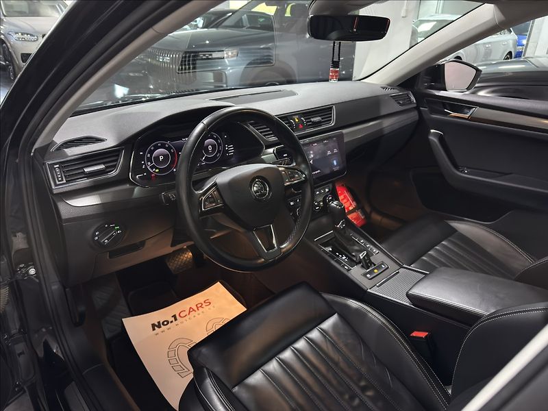 Škoda Superb 1,5   TSI DSG STYLE PLUS PANO - fotka 9 z 43