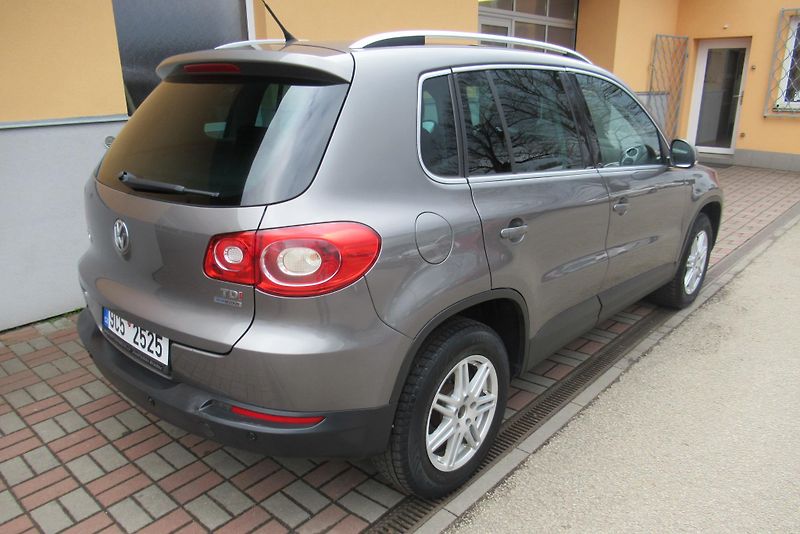 Volkswagen Tiguan 2.0 TDi AUT.KLIMA TAŽNÉ - fotka 2 z 21