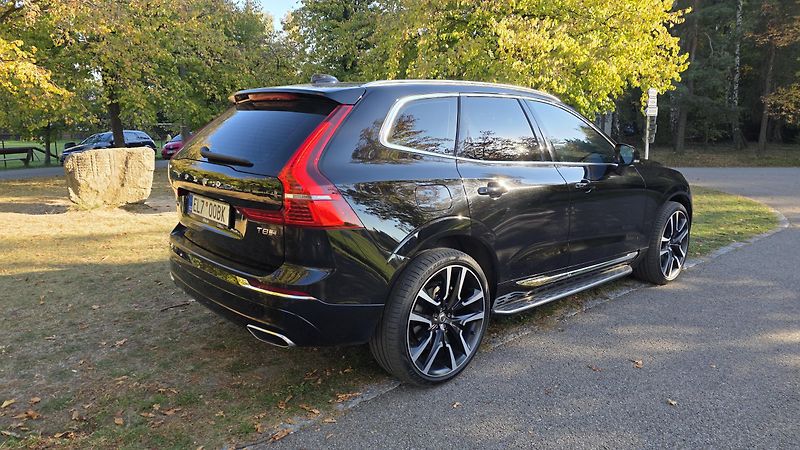 Volvo XC60 (2019) - fotka 8 z 18