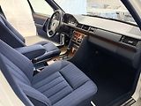 Mercedes-Benz Třídy E (1991) 2.3 , AT ,SERVIS DOLOŽEN! - náhled 12