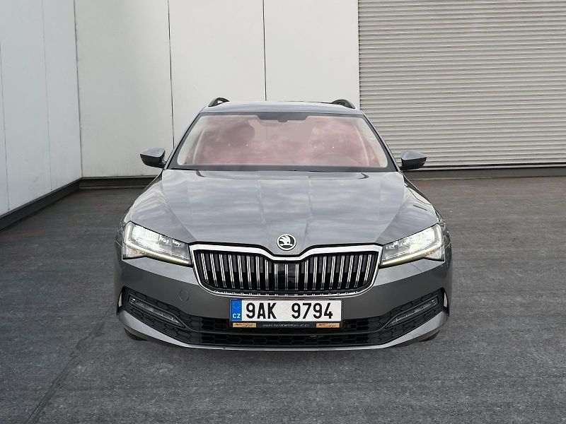 Škoda Superb (2022) AMBITION 2.0TDI 110kW CZ DPH - fotka 2 z 11