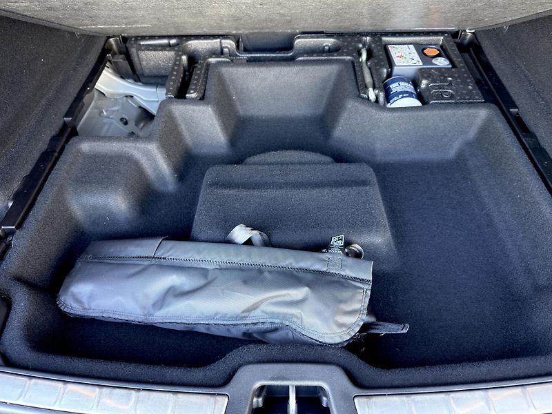 Volvo XC60 T5 AWD // MOMENTUM PRO  - fotka 16 z 49