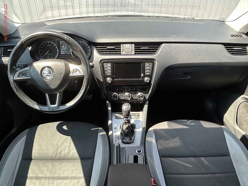 Škoda Octavia (2017) 2.0 TDI 4x4, DSG, bixen - fotka 8 z 24