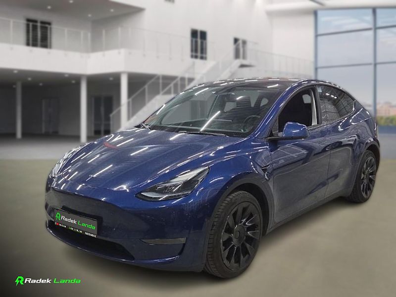 Tesla Model Y (2022) Tažné | Možnost FSD - fotka 3 z 11
