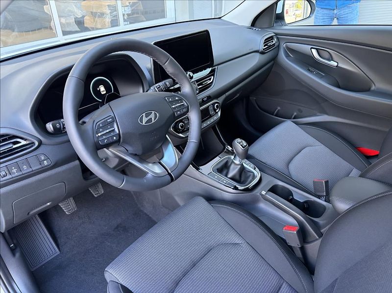 Hyundai i30 (2026) 1,0 T-GDI  WG FL Go Czech - fotka 7 z 22