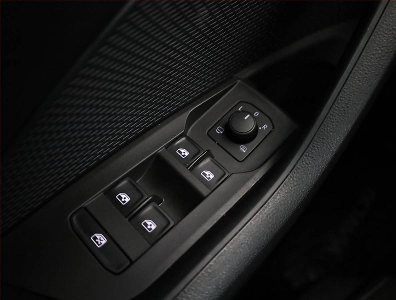 Škoda Octavia (2022) 2.0 TDI, ČR,1.maj, Serv.kniha - fotka 13 z 16