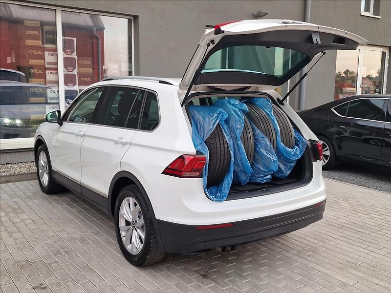 Volkswagen Tiguan 2.0 TDI 110kW DSG Maraton Ed. - fotka 40 z 50