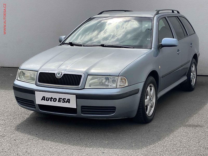 Škoda Octavia (2003) 1.6 MPi, ČR, Elegancec, TZ - fotka 3 z 17