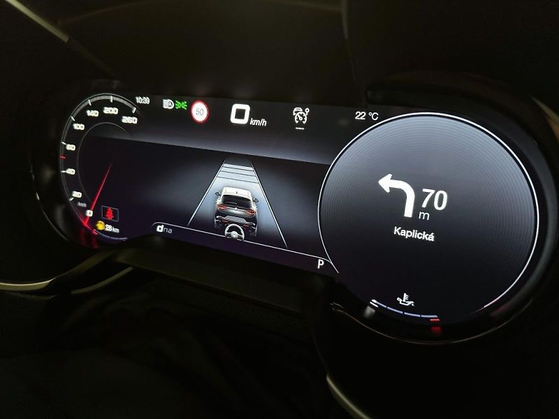 Alfa Romeo Stelvio (2026) 2.0 T 280k AT8 ZF Q4 4x4 Inten - fotka 16 z 24