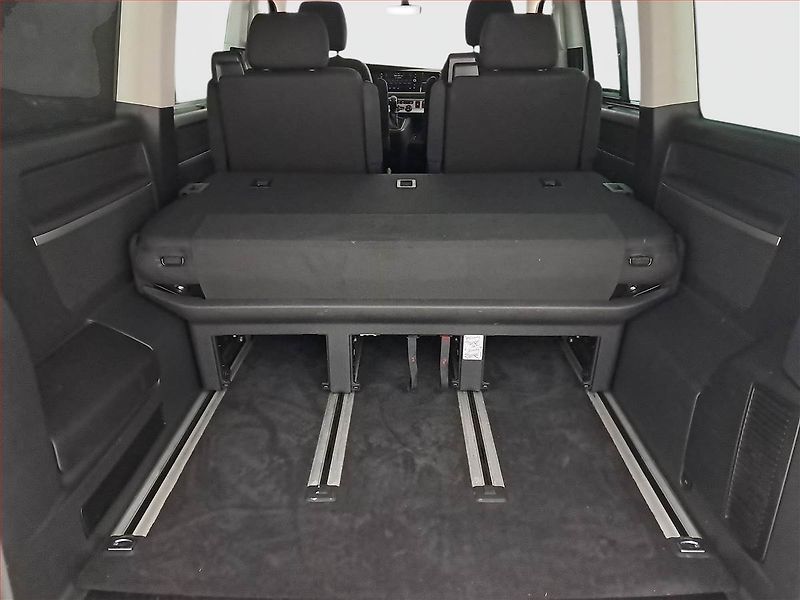 Volkswagen Multivan (2021) Comfortline 2.0 TDI - fotka 24 z 25