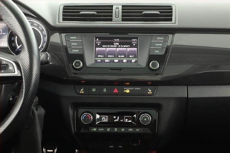Škoda Fabia (2018) Monte Carlo 1.0 TSI - fotka 9 z 14