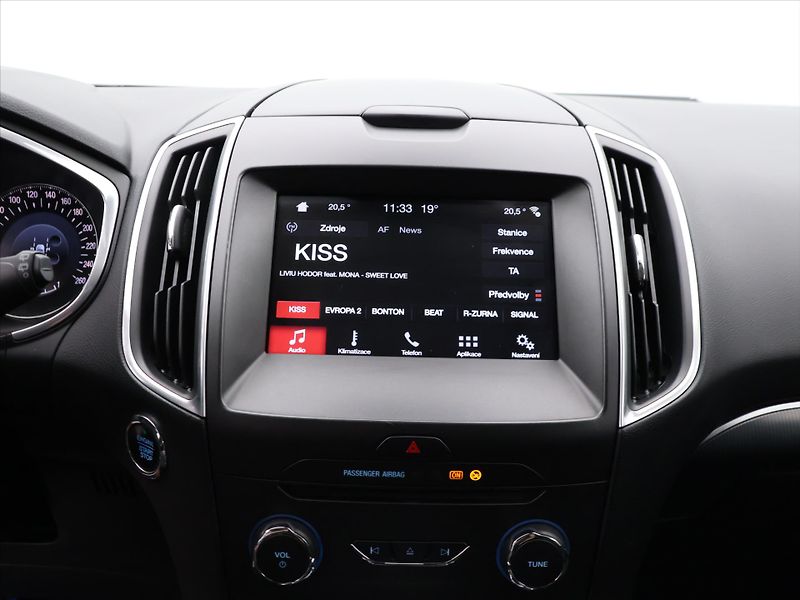 Ford S-MAX 2.0 D 132KW AWD AUTOMAT - fotka 14 z 23