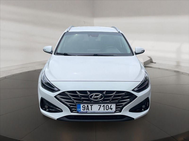 Hyundai i30 1,5 T-GDI Smart - fotka 2 z 11