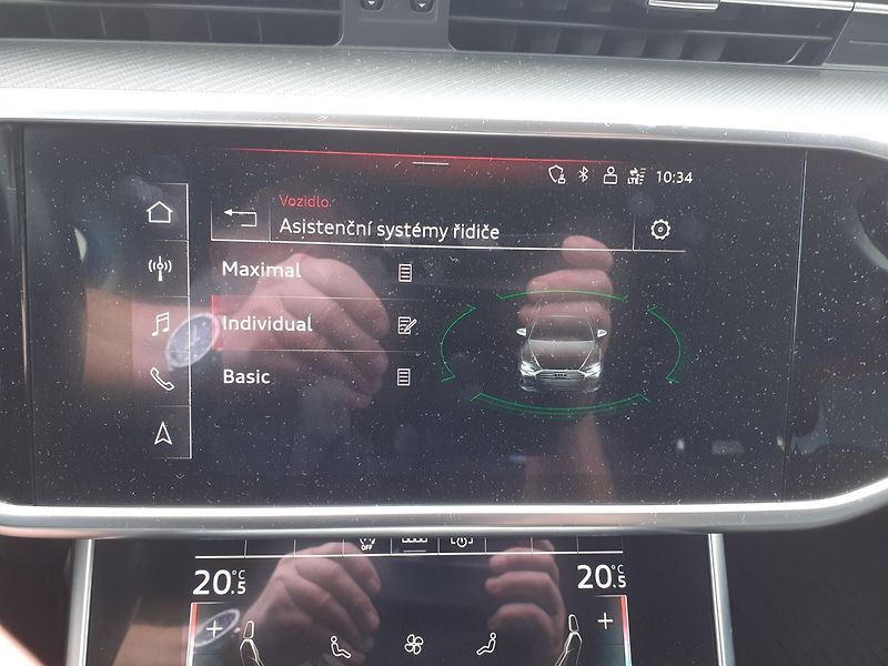 Audi A6 (2021) Avant 2.0 TDi Quattro - fotka 18 z 43