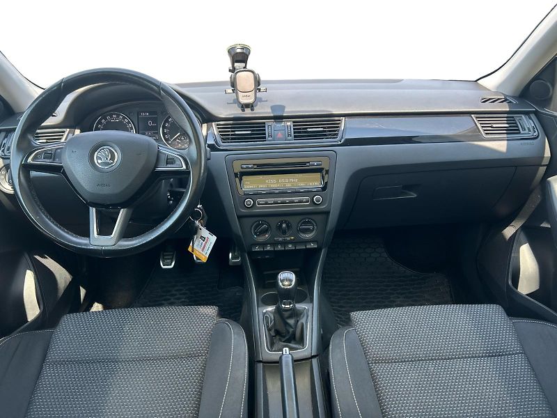 Škoda Rapid (2014) SPB AMB TD 77/1.6 M5F - fotka 10 z 22