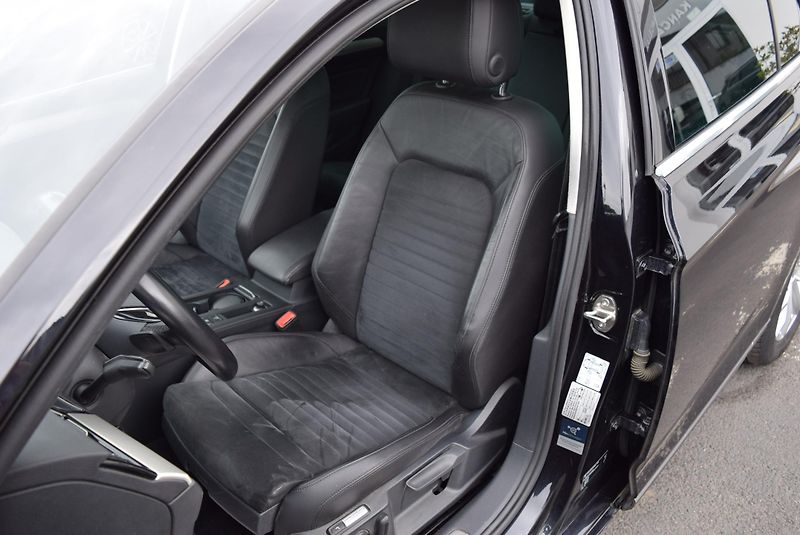 Volkswagen Passat (2018) 1.4TSI 110kw DSG HIGHLINE NAVI - fotka 20 z 50