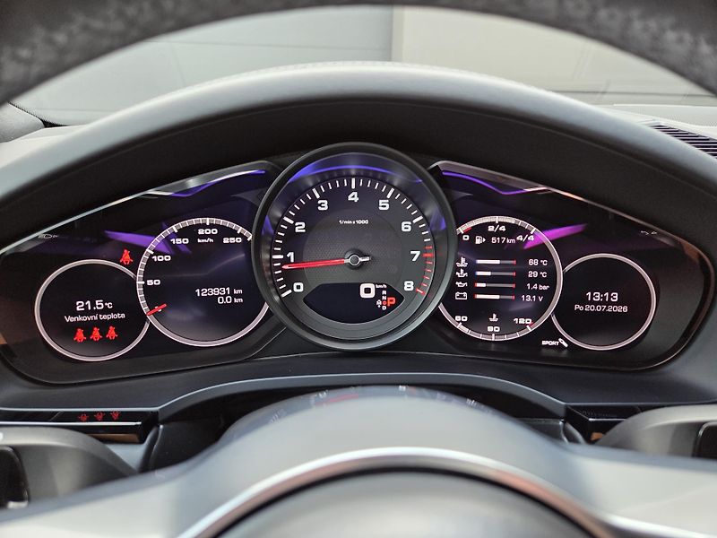 Porsche Cayenne COUPE 250kW ČR 1maj TOPvýbava - fotka 21 z 50