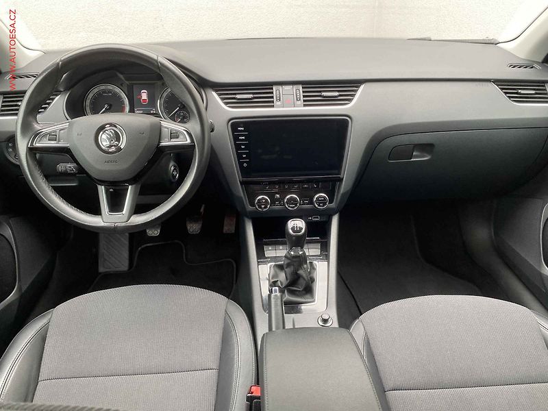 Škoda Octavia (2020) 1.6 TDi, Style, LED, navi - fotka 8 z 18