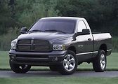 Dodge RAM 4.7 V8 Doublecab, rok 2004, najeto 120 000 km. Cena: 309 900 Kč