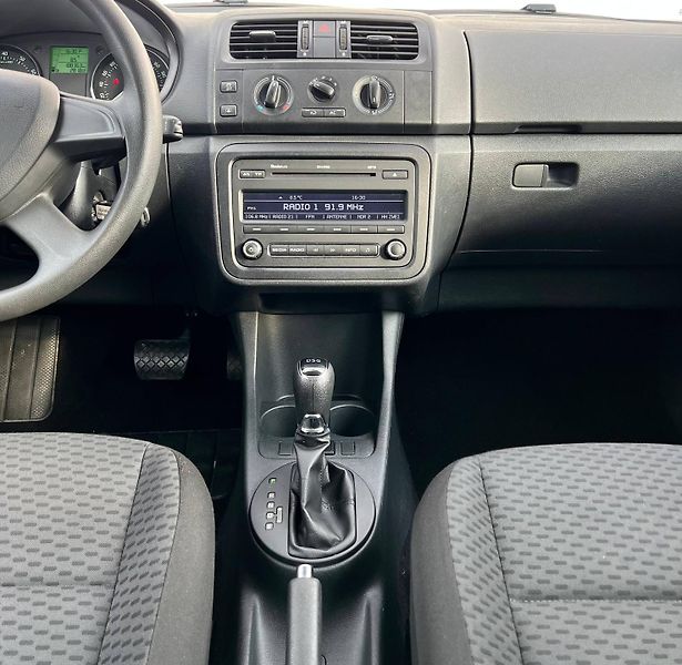 Škoda Fabia (2013) KOMBI DSG AUTOMAT - fotka 11 z 16