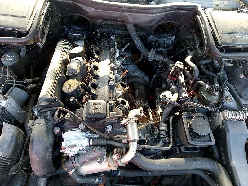 BMW Řada 5 520D E39 NÁHRADNÍ DÍLY - fotka 6 z 7