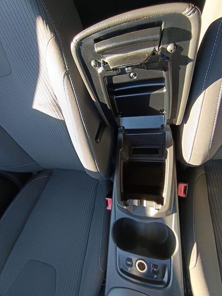 Ford Focus (2011) - fotka 28 z 39