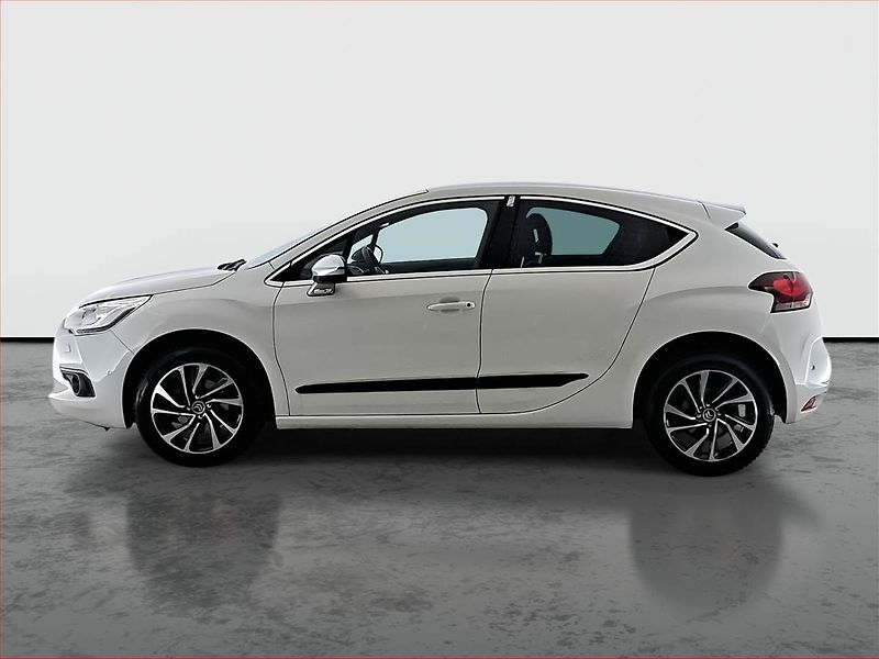 Citroën DS4 (2013) 1.6 e-HDi, ČR,1.maj - fotka 3 z 19