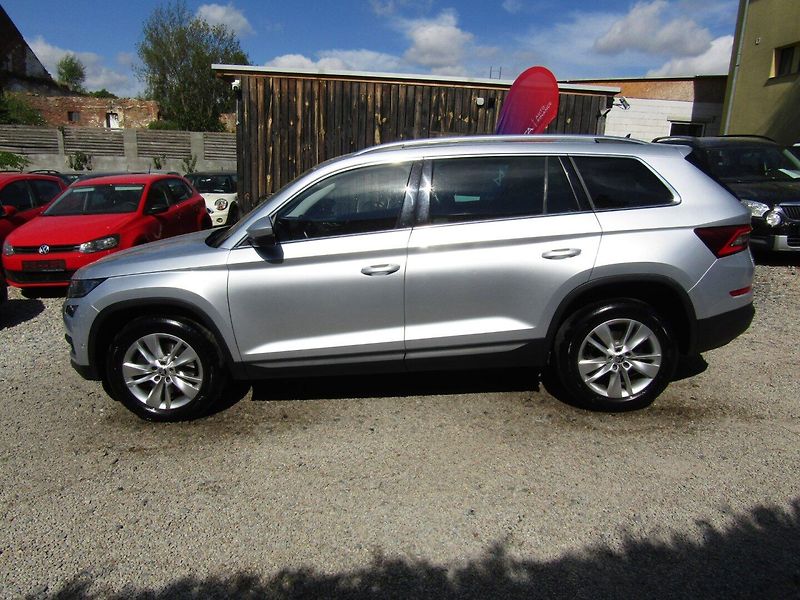 Škoda Kodiaq (2019) 2.0 TDI 140kW DSG 4x4 DPH - fotka 3 z 44