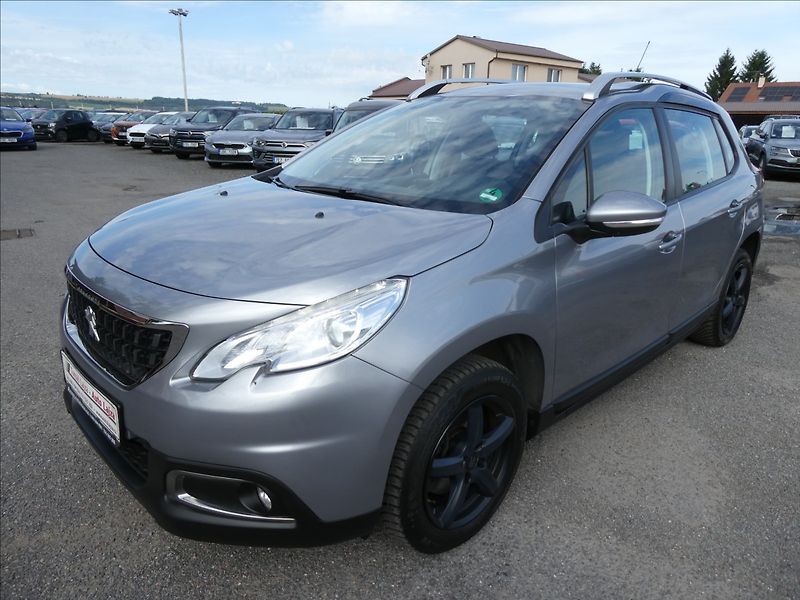 Peugeot 2008 1,2 1.2 81kW NAVI,závěs,servis - fotka 3 z 46