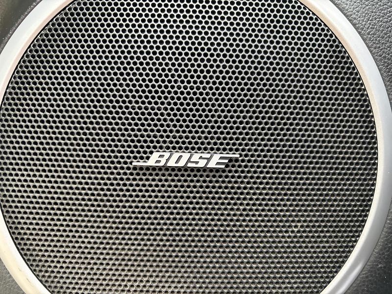Mazda 6 2.5 Top Bose - fotka 32 z 32