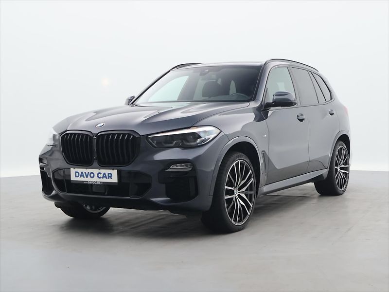 BMW X5 3,0 30d 195kW M-sport CZ DPH - fotka 3 z 50