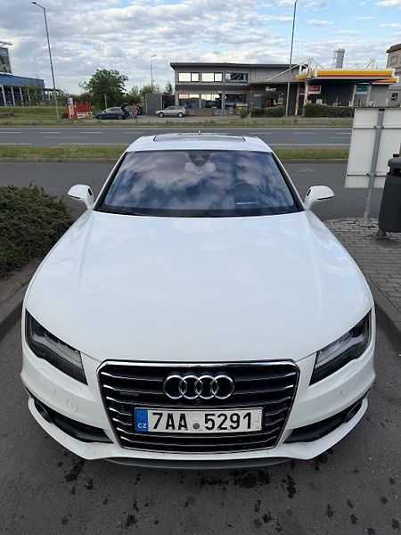 Audi A7 (2012) Max výbava, S-line,Nová STK - fotka 13 z 26