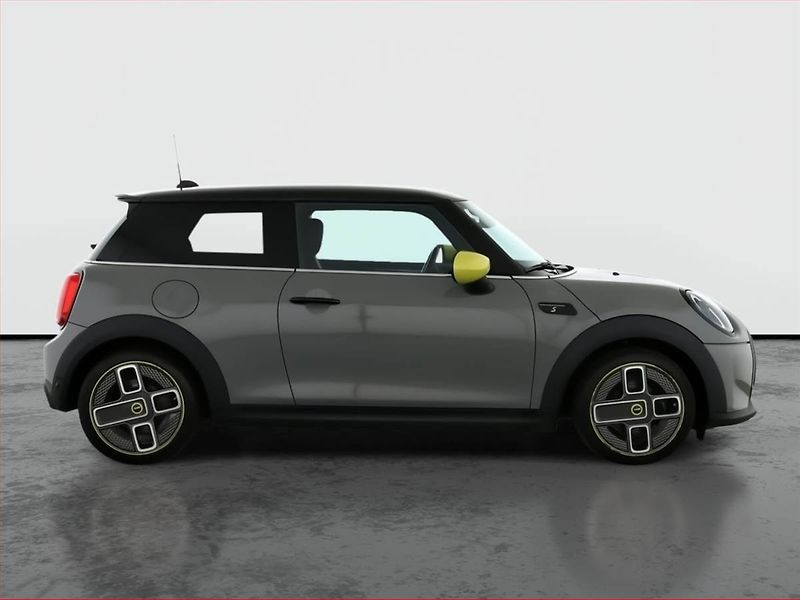 Mini Ostatní (2022) Cooper SE 32 kWh, SoH 100% - fotka 6 z 20