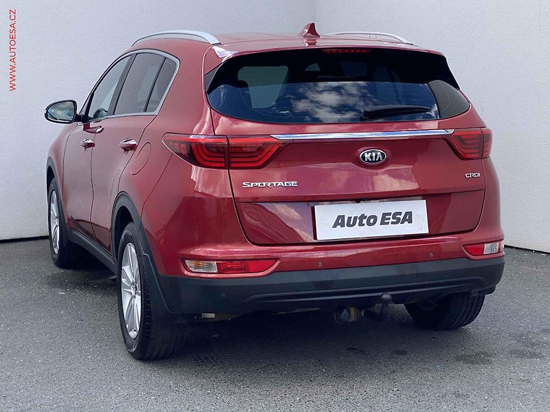Kia Sportage (2017) 1.7 CRDi, 2.maj,ČR, Navi - fotka 6 z 16