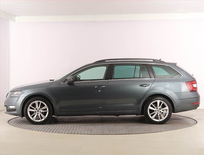 Škoda Octavia (2018) Style 1.6 TDI, Navi, Tempomat - fotka 3 z 24