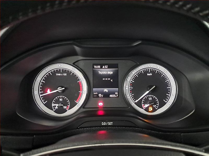 Škoda Karoq (2021) Style Plus 1.5 TSI - fotka 11 z 22