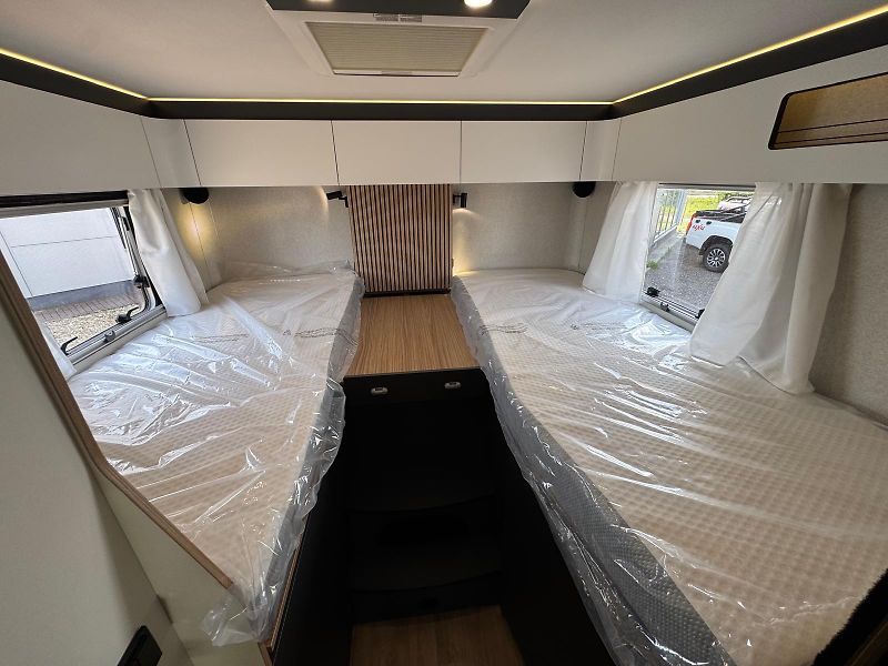 Pilote (2026) G720FGJ Expression - fotka 25 z 37