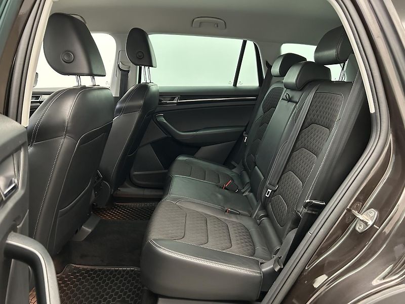 Škoda Kodiaq 2.0 TDI 4x4 Style - fotka 17 z 25