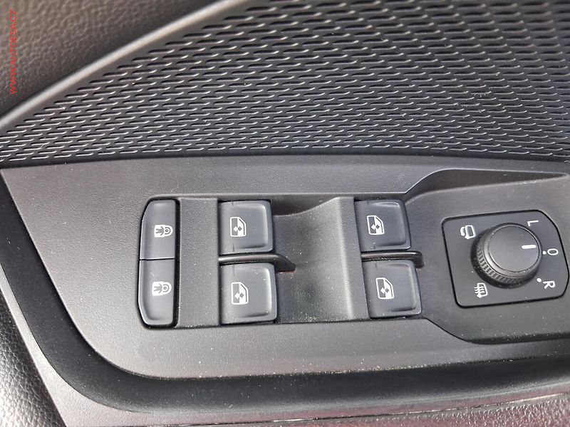 Škoda Octavia (2020) 1.5 TSi, 2.maj,ČR, Style - fotka 12 z 18