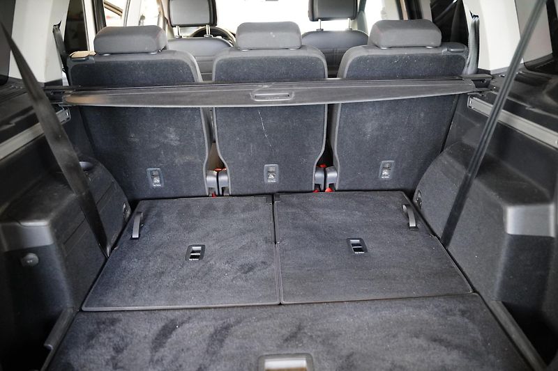 Volkswagen Touran - fotka 23 z 24