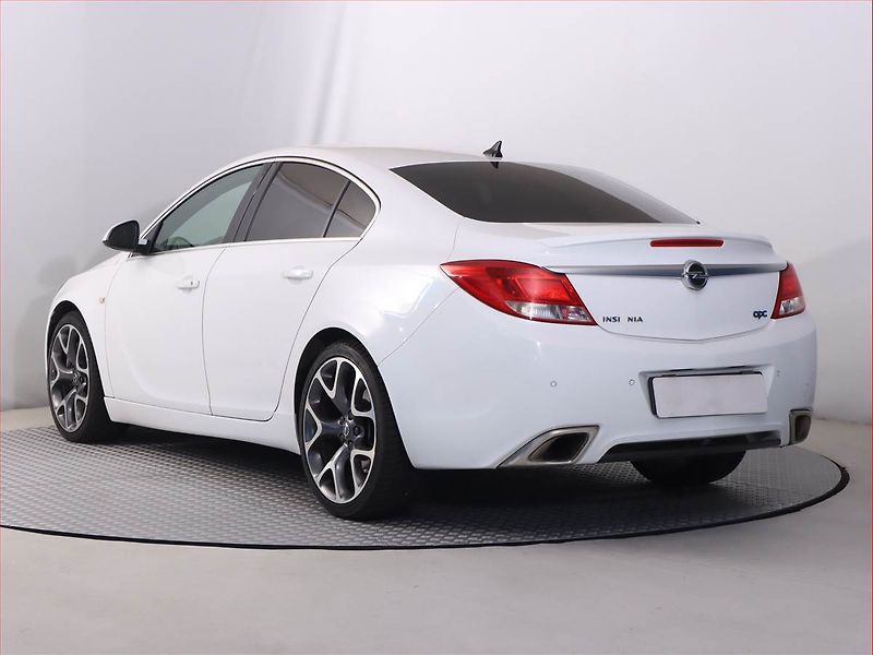 Opel Insignia (2011) OPC Line 2.8 T OPC, 4X4 - fotka 4 z 19