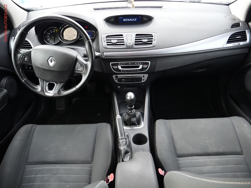 Renault Mégane (2014) 1.2 TCe, ČR, autoAC, temp - fotka 8 z 17